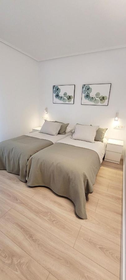 Cozy White Home In Getxo Eksteriør billede